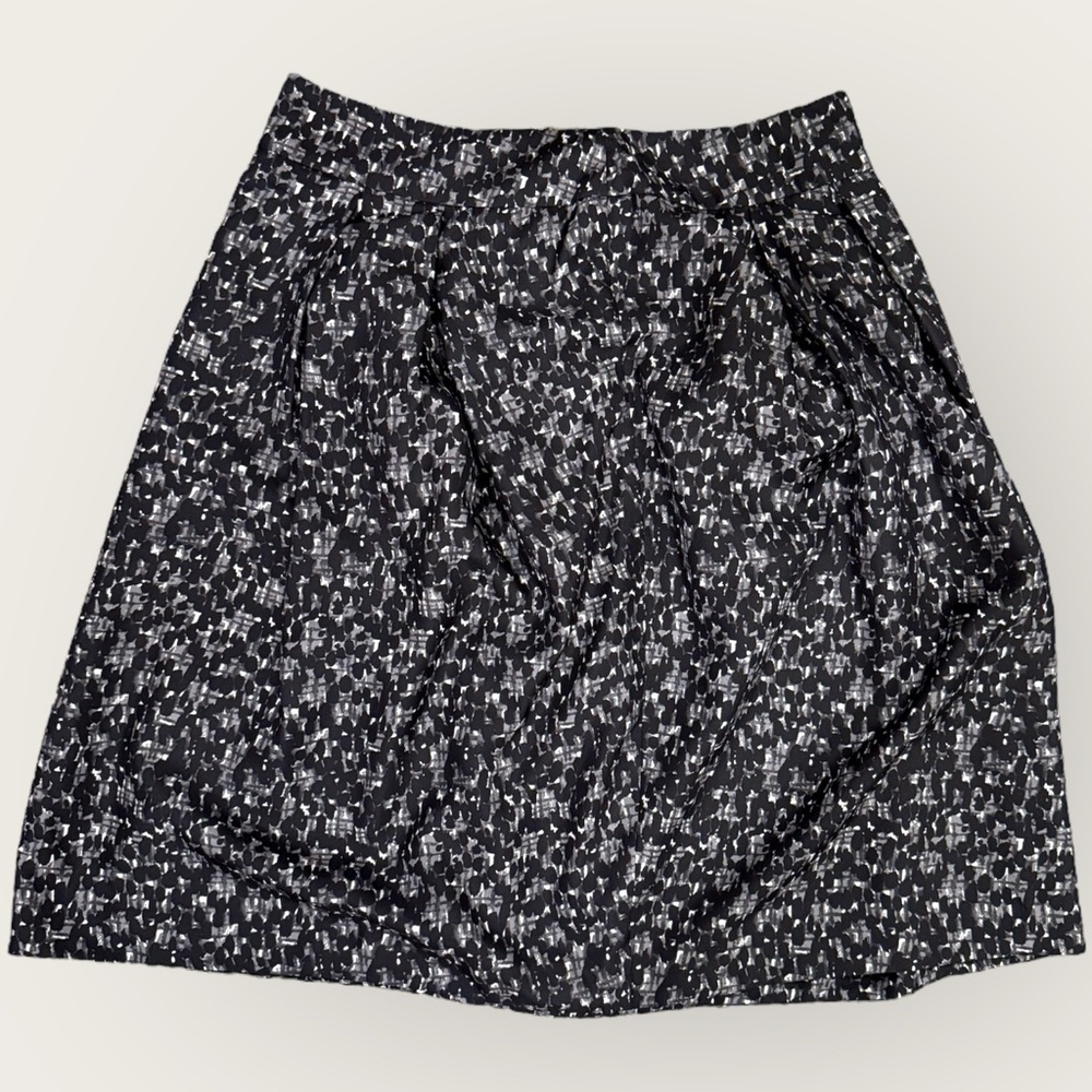 JONES NEW YORK | Elegant Black and Gray Patterned Skirt Size 6 NWT